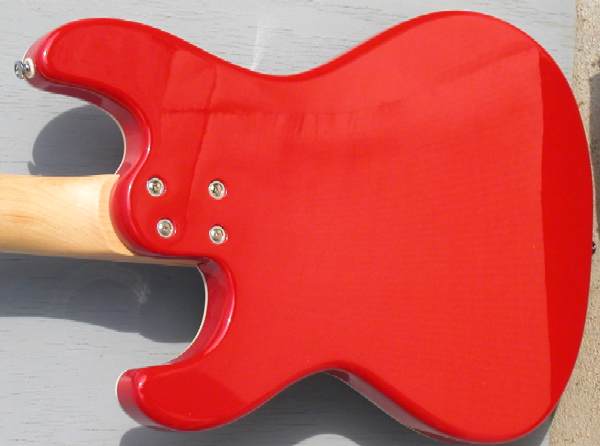 http://guitarsandaudio.com/extras/06GASpictures/WilsonBros/VMB75red/zVMB75redrr.jpg