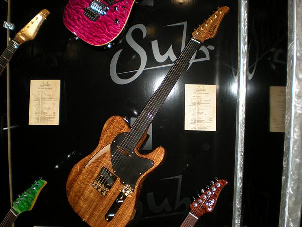 http://guitarsandaudio.com/extras/2010NAMM/thursday/zSuhr.JPG